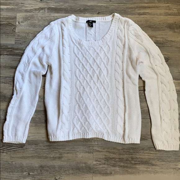 H&M Sweaters - Women's H&M Long Sleeve Knit Sweater Medium